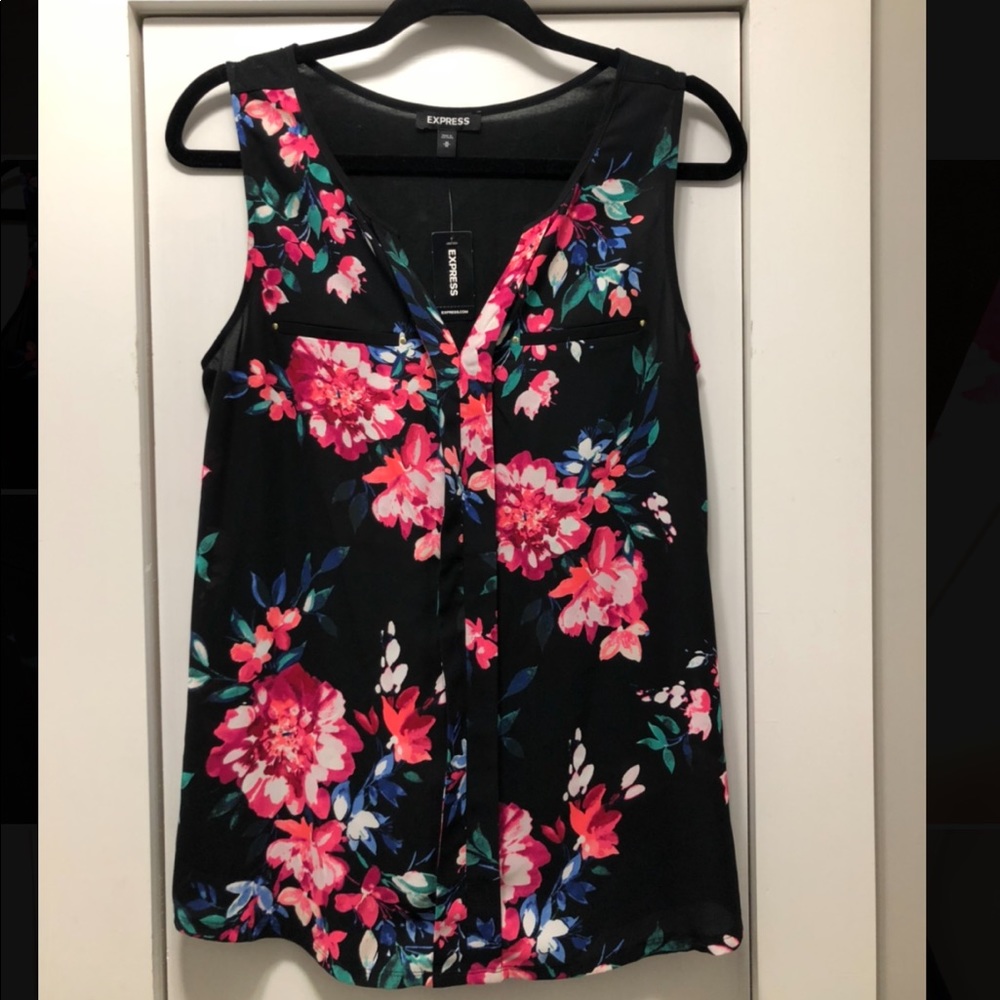Brand-new express floral tank